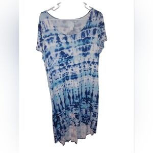 3/$20 Sunday Blue and White Tie-Dye Top